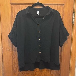 Black Short-Sleeve Button-Down Shirt